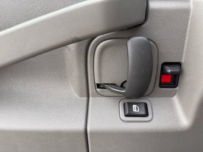 2025 Chevrolet Express Cutaway 3500 1WT