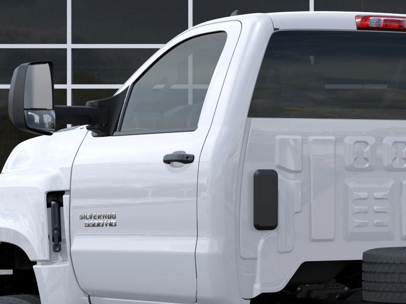 2025 Chevrolet Silverado 5500 HD Work Truck