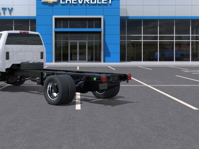 2025 Chevrolet Silverado 5500 HD Work Truck