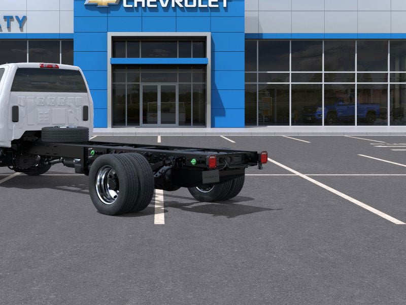 2025 Chevrolet Silverado 5500 HD Work Truck