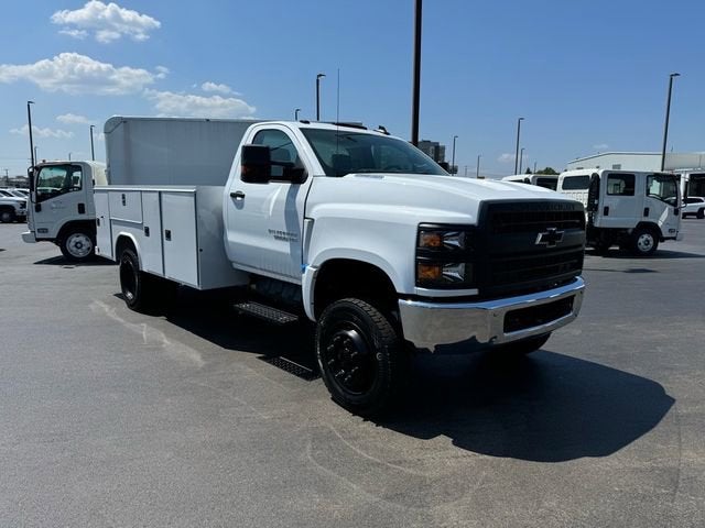 2024 Chevrolet Silverado 5500 HD Work Truck