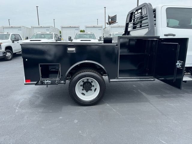 2024 Chevrolet Silverado 5500 HD Work Truck