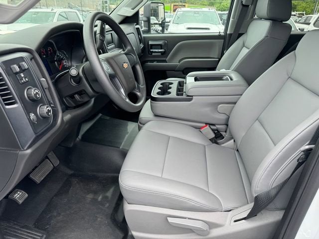 2024 Chevrolet Silverado 5500 HD Work Truck