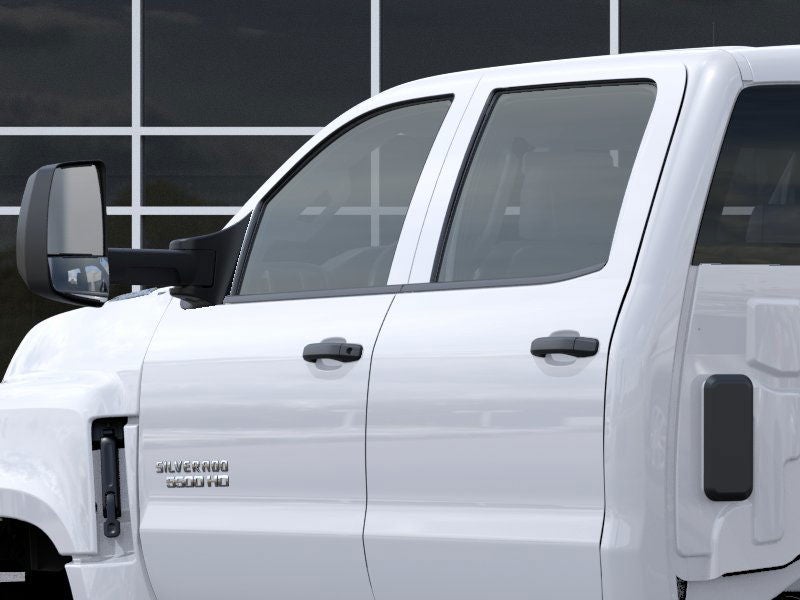 2025 Chevrolet Silverado 5500 HD Work Truck