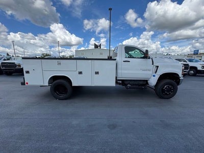 2024 Chevrolet Silverado 5500 HD Work Truck