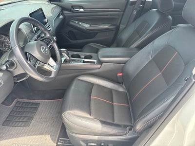 2020 Nissan Altima 2.5 SR