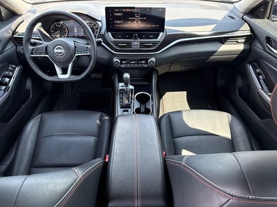 2025 Nissan Altima SR