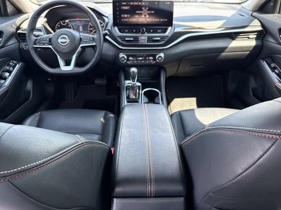 2025 Nissan Altima SR