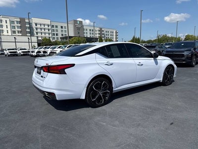 2025 Nissan Altima SR