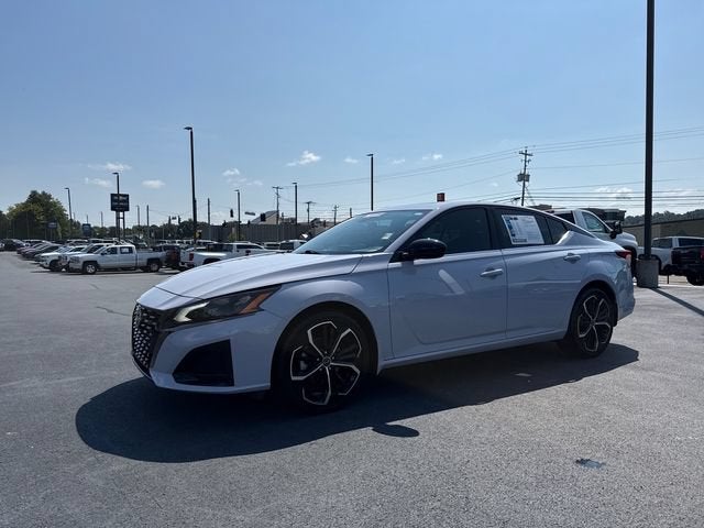 2025 Nissan Altima SR