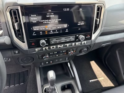2025 Nissan Frontier SV