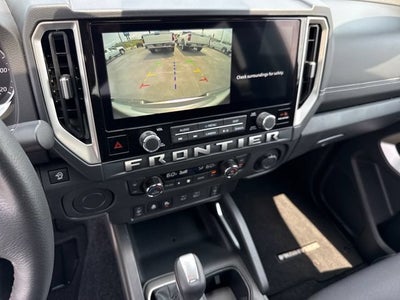 2025 Nissan Frontier SV