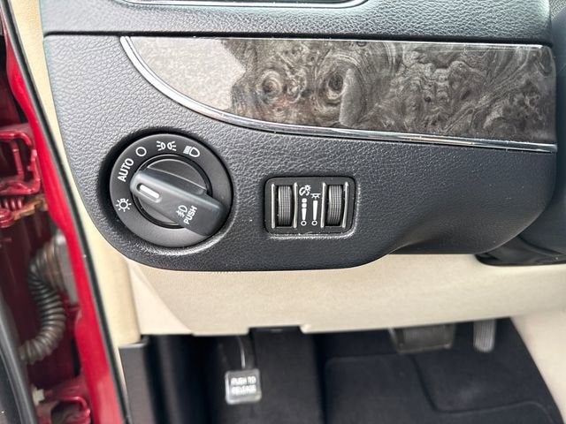 2013 Chrysler Town & Country Touring