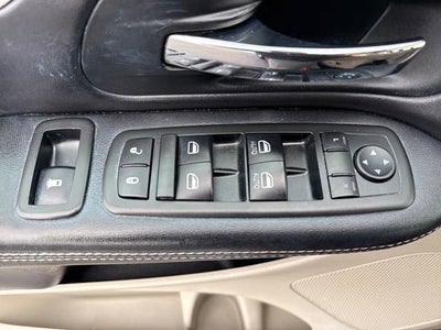 2013 Chrysler Town & Country Touring