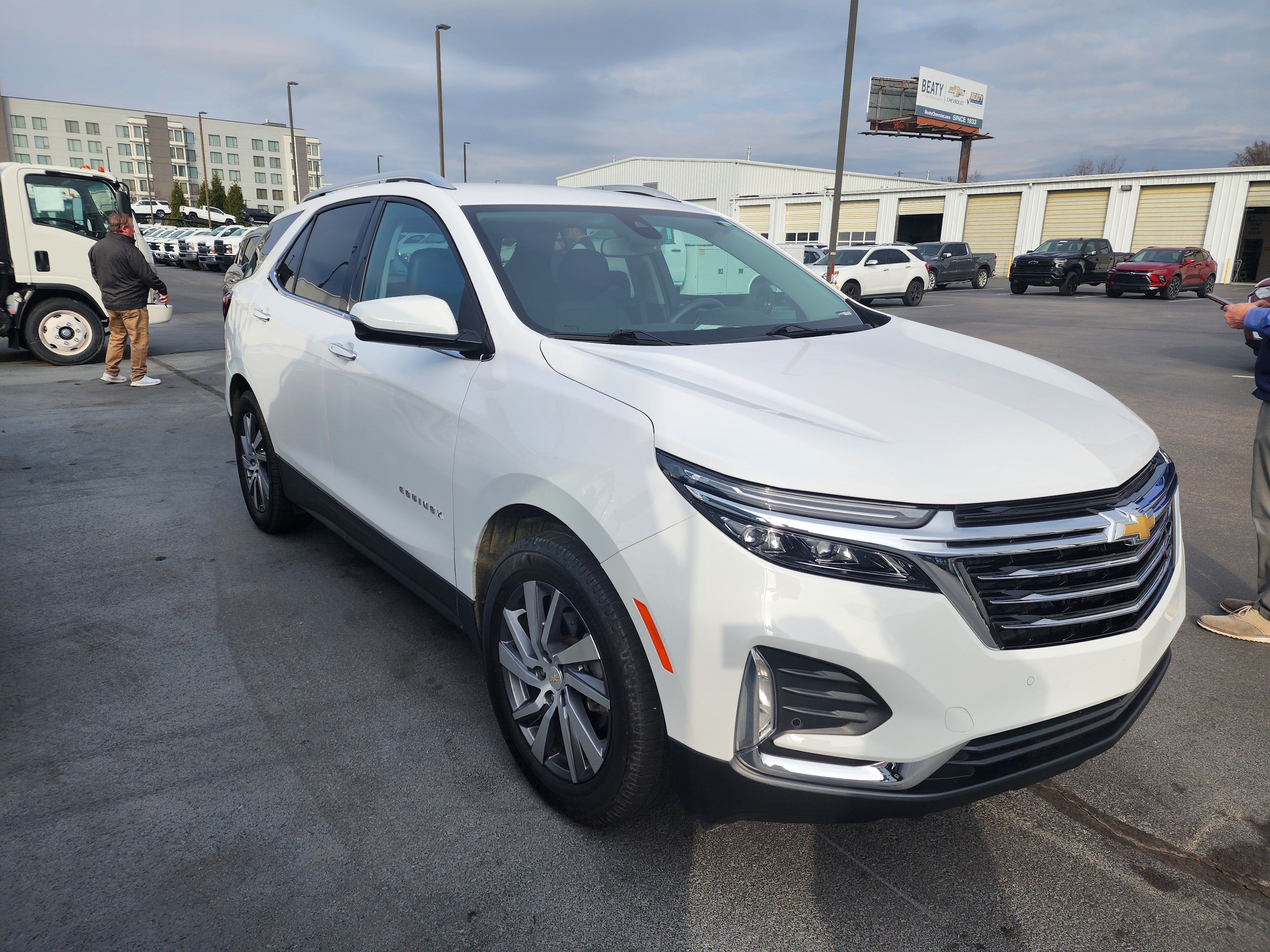 2023 Chevrolet Equinox Premier