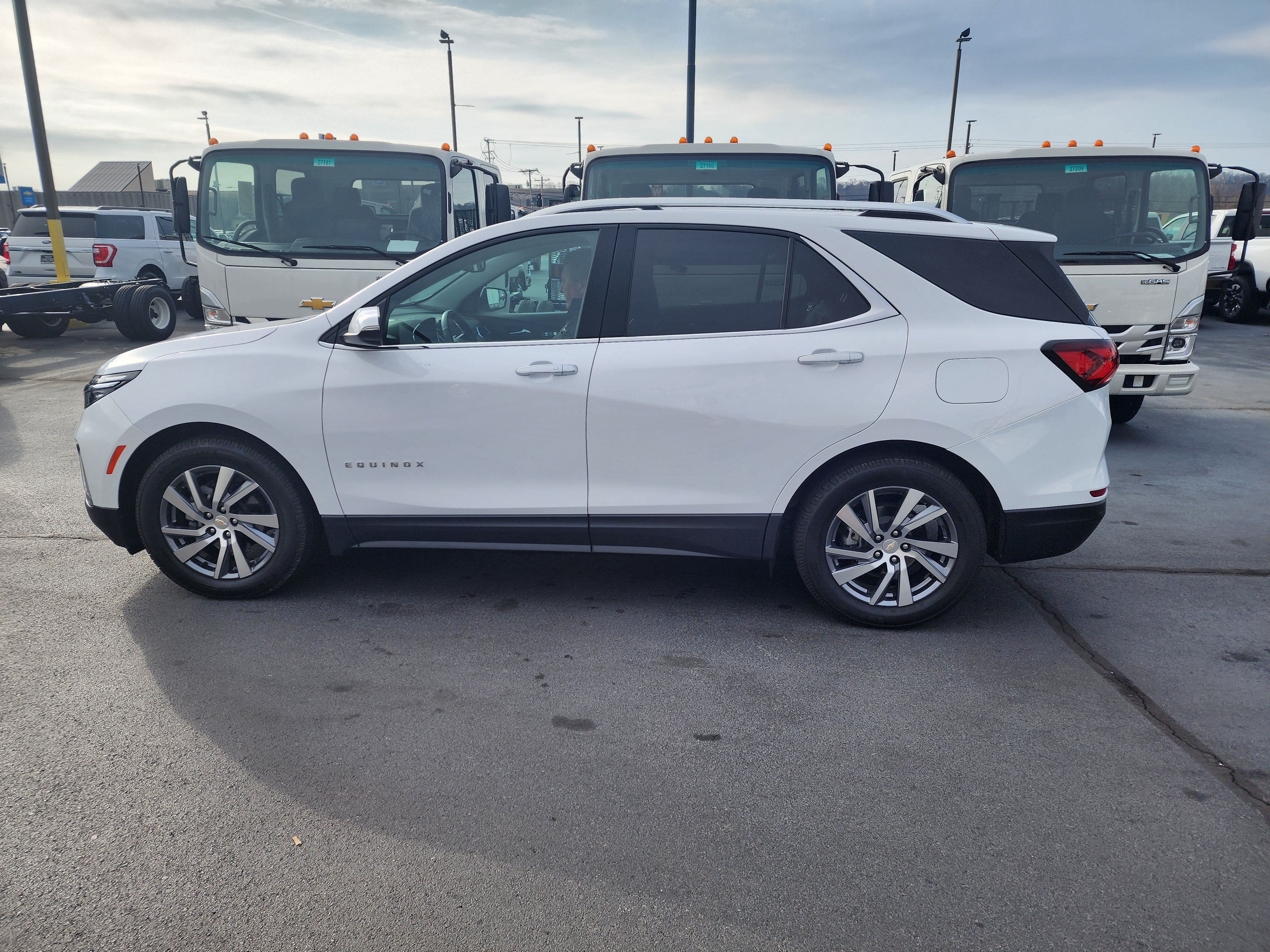 2023 Chevrolet Equinox Premier