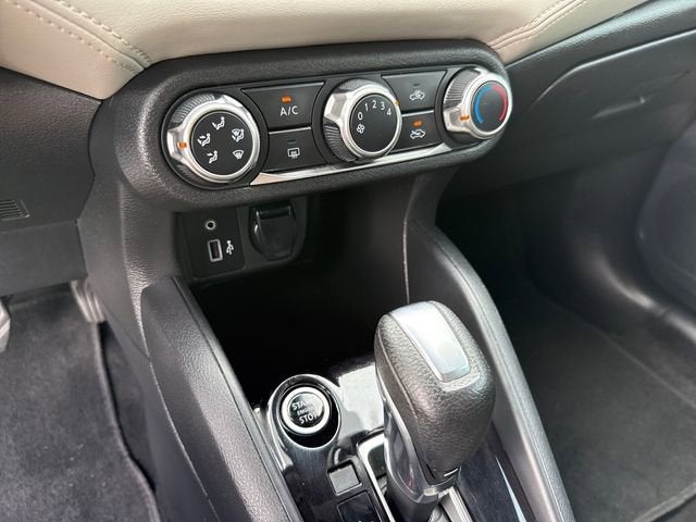 2020 Nissan Versa SV