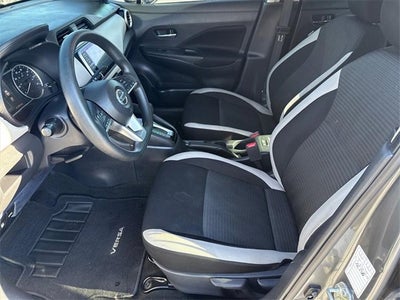 2022 Nissan Versa SV