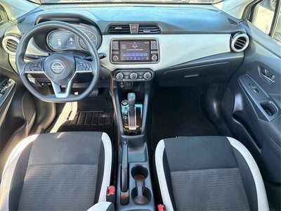 2022 Nissan Versa SV