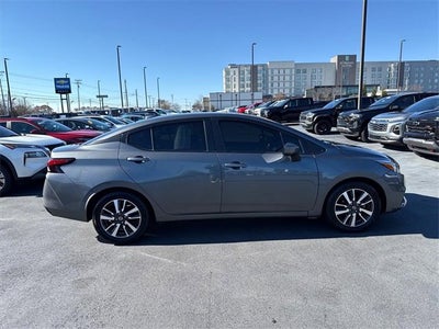 2022 Nissan Versa SV