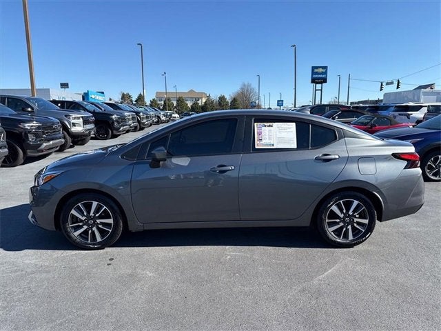 2022 Nissan Versa SV