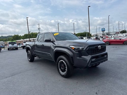 2025 Toyota Tacoma 4WD SR