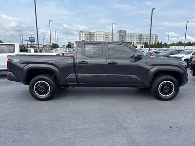 2025 Toyota Tacoma 4WD SR