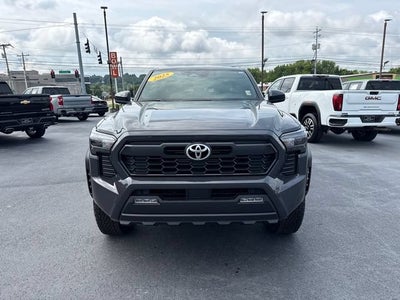 2025 Toyota Tacoma 4WD SR