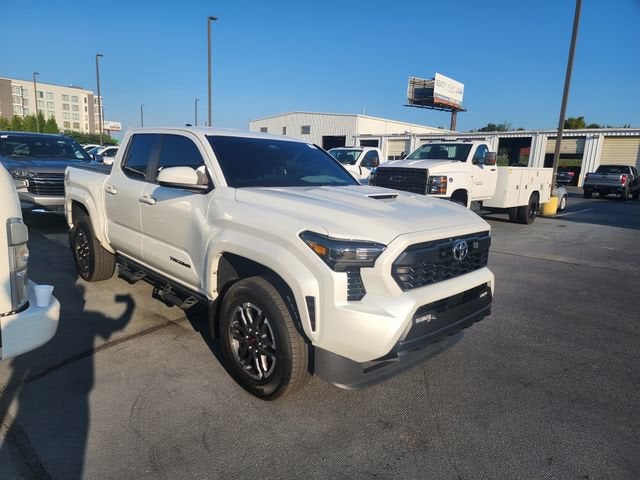 2025 Toyota Tacoma 4WD SR