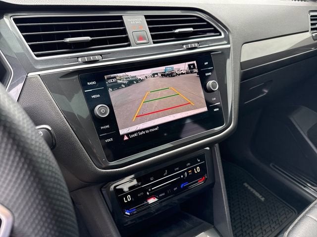 2023 Volkswagen Tiguan SE R-Line Black