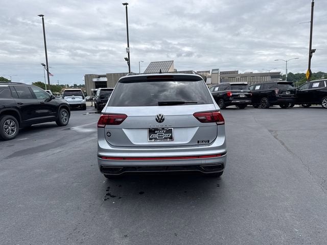 2023 Volkswagen Tiguan SE R-Line Black
