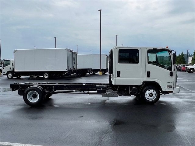 2024 Chevrolet Low Cab Forward 3500 MEDIUM ASH GRAY