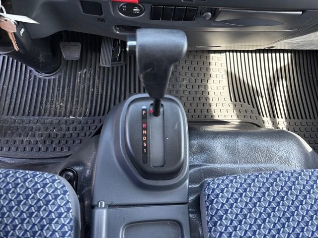 2025 Chevrolet Low Cab Forward 3500 HG MEDIUM ASH GRAY