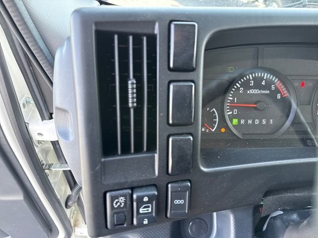 2025 Chevrolet Low Cab Forward 3500 HG MEDIUM ASH GRAY