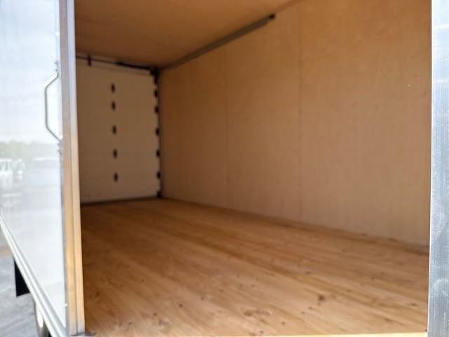 2025 Chevrolet Low Cab Forward 3500 HG MEDIUM ASH GRAY