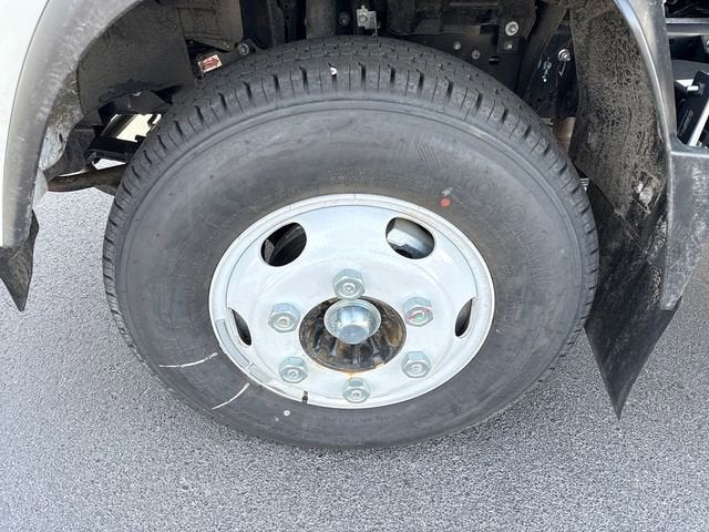 2025 Chevrolet Low Cab Forward 3500 HG MEDIUM ASH GRAY