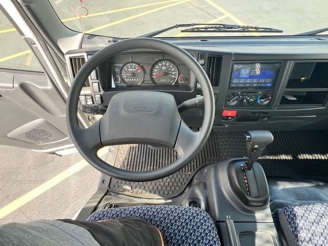 2024 Chevrolet Low Cab Forward 5500 XG MEDIUM ASH GRAY