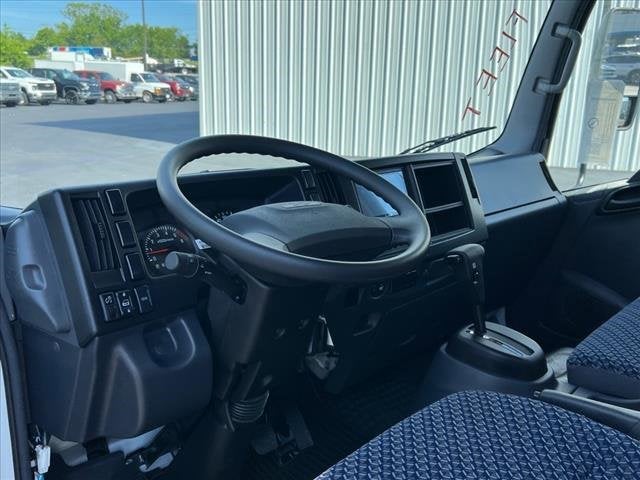 2024 Chevrolet Low Cab Forward 5500 XG MEDIUM ASH GRAY