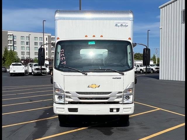 2024 Chevrolet Low Cab Forward 5500 XG MEDIUM ASH GRAY