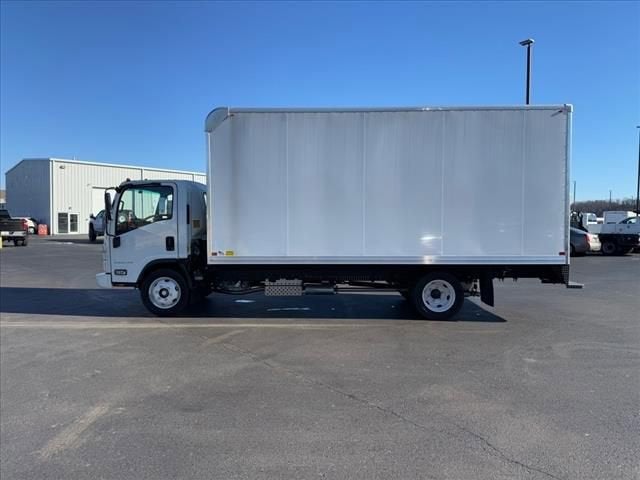 2024 Chevrolet Low Cab Forward 5500 XG MEDIUM ASH GRAY