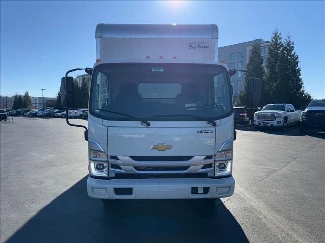 2024 Chevrolet Low Cab Forward 5500 XG MEDIUM ASH GRAY