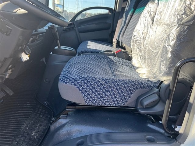 2024 Chevrolet Low Cab Forward 5500 XG MEDIUM ASH GRAY