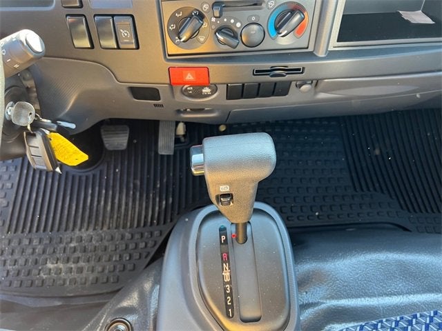 2024 Chevrolet Low Cab Forward 5500 XG MEDIUM ASH GRAY