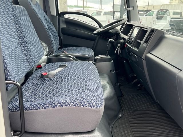 2024 Chevrolet Low Cab Forward 5500 XG MEDIUM ASH GRAY