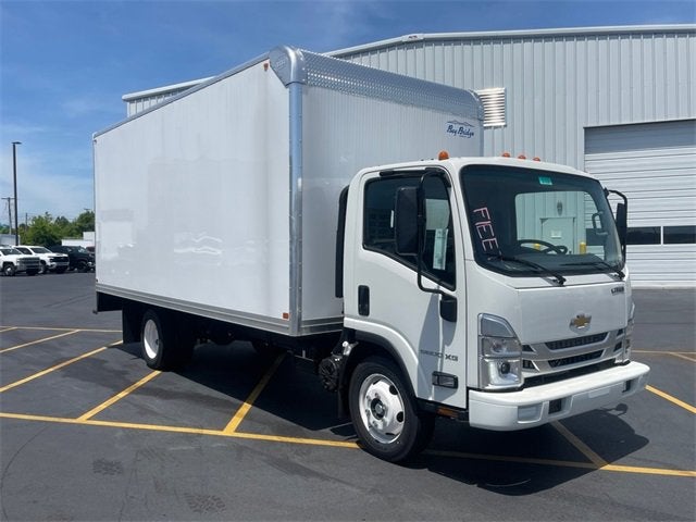 2024 Chevrolet Low Cab Forward 5500 XG MEDIUM ASH GRAY