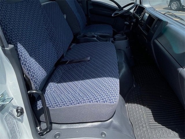 2024 Chevrolet Low Cab Forward 5500 XG MEDIUM ASH GRAY