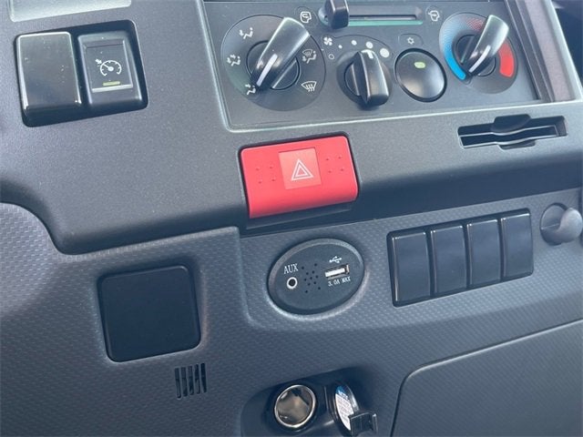 2024 Chevrolet Low Cab Forward 5500 XG MEDIUM ASH GRAY