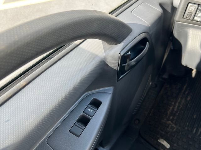 2024 Chevrolet Low Cab Forward 5500 XG MEDIUM ASH GRAY