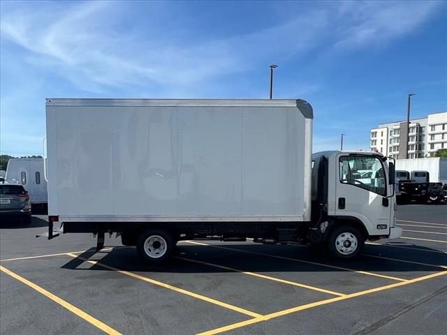 2024 Chevrolet Low Cab Forward 5500 XG MEDIUM ASH GRAY