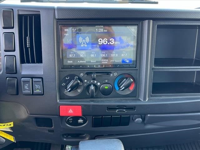 2024 Chevrolet Low Cab Forward 5500 XG MEDIUM ASH GRAY